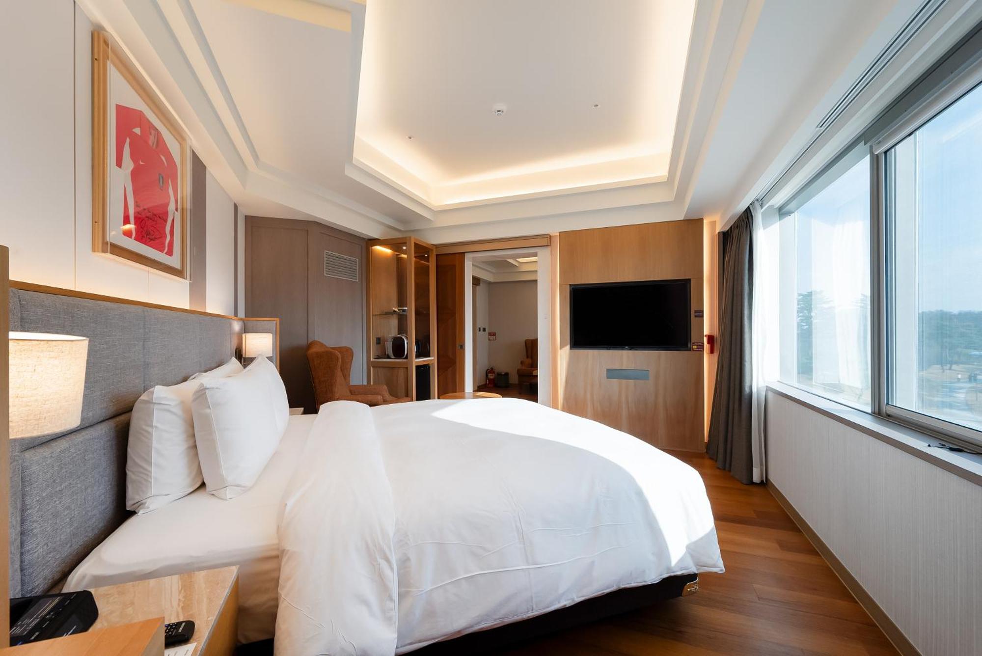 Hotel Interburgo Daegu Bagian luar foto